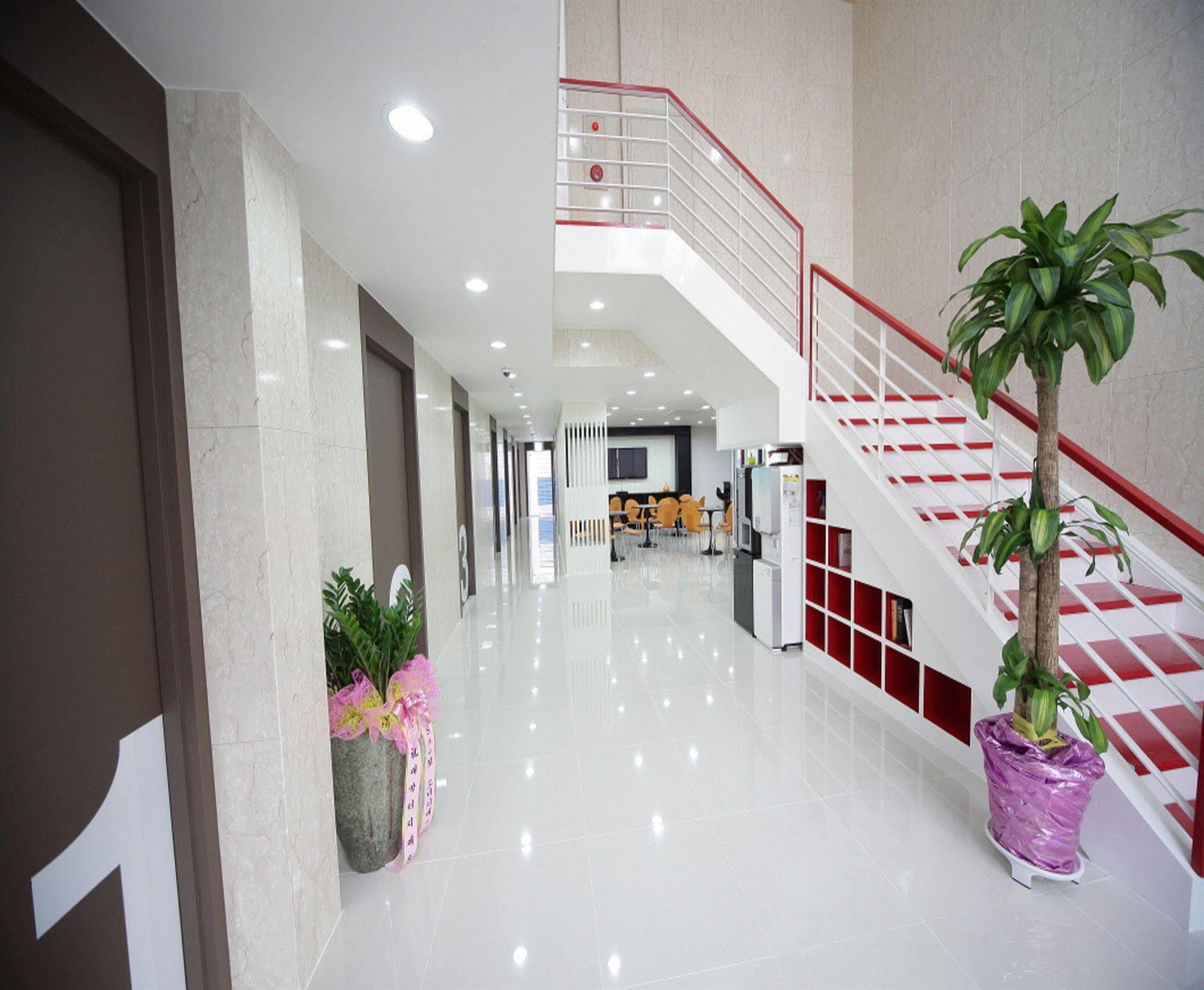 Sol Guest House_Haeundae ปูซาน ภายนอก รูปภาพ